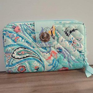 Vera Bradley turn lock key wallet